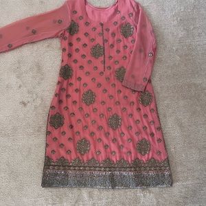 Pakistani/ Indian dress! 3 piece suit (never worn)